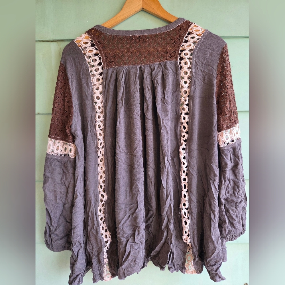 Lovposh Top - Picture 4 of 4